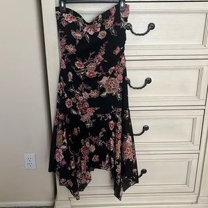 Size Large strapless floral print dress EUC
